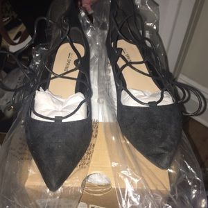 Call it sprint black point toe Flats